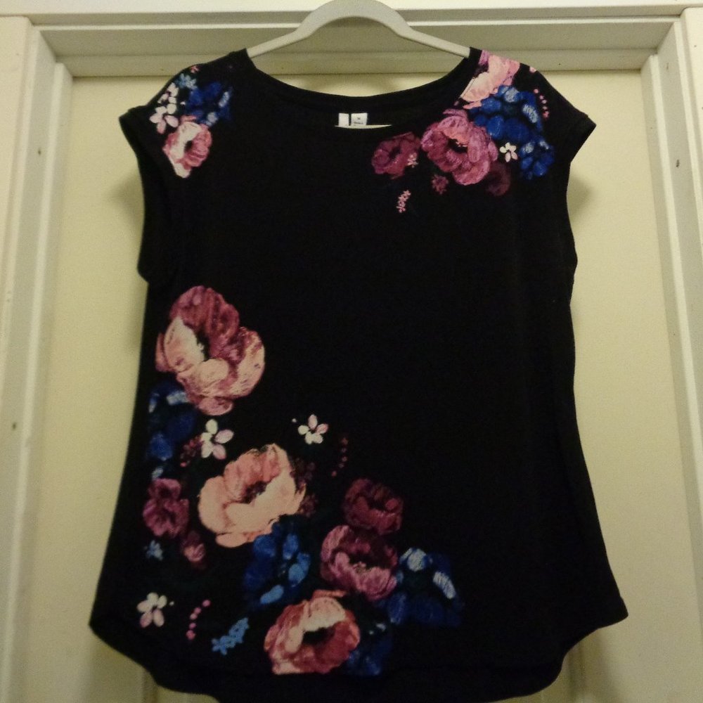 ELLE BOHO FLORALS KNIT TOP M